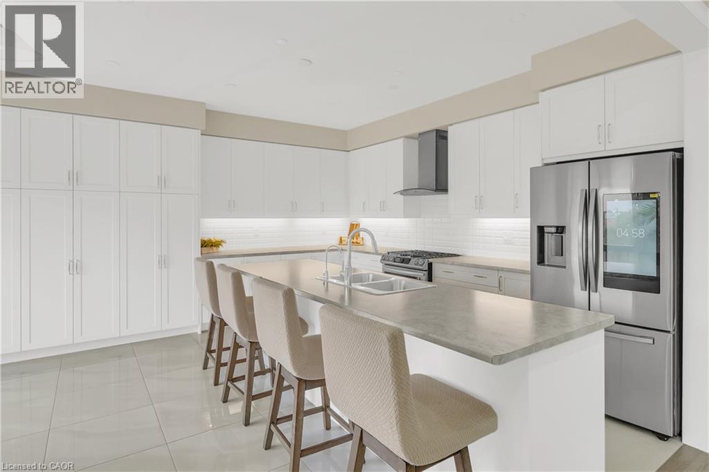 Photo 6 of 35 Santo Court, Breslau ON