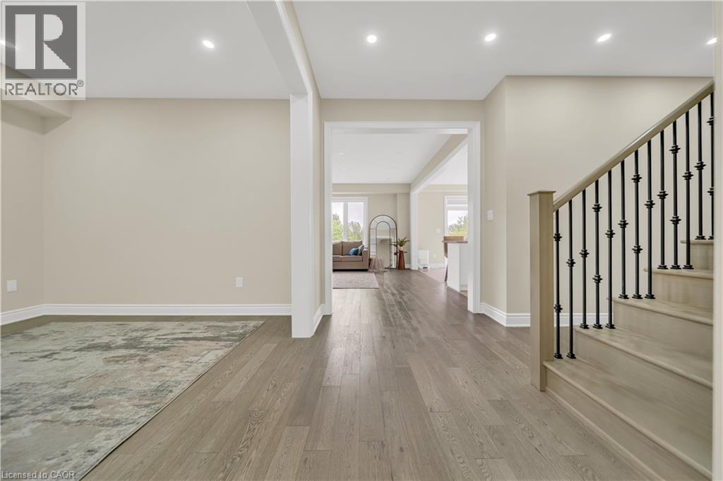 Photo 19 of 35 Santo Court, Breslau ON