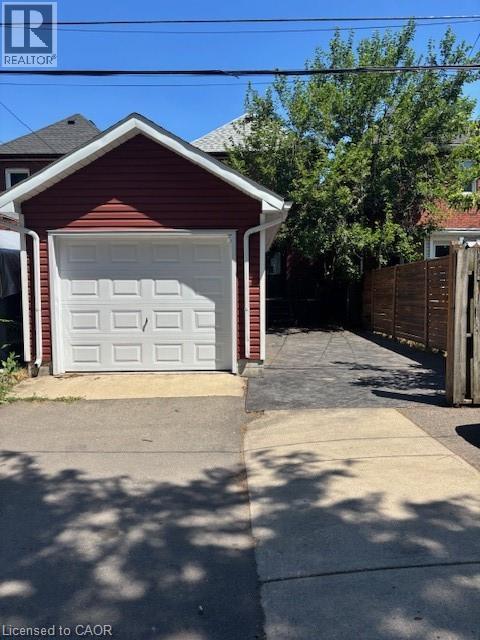 Photo 5 of 750 Cannon Street E, Hamilton ON