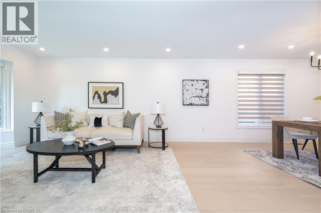 Photo 6 of 327 Northwood Drive, Oakville ON