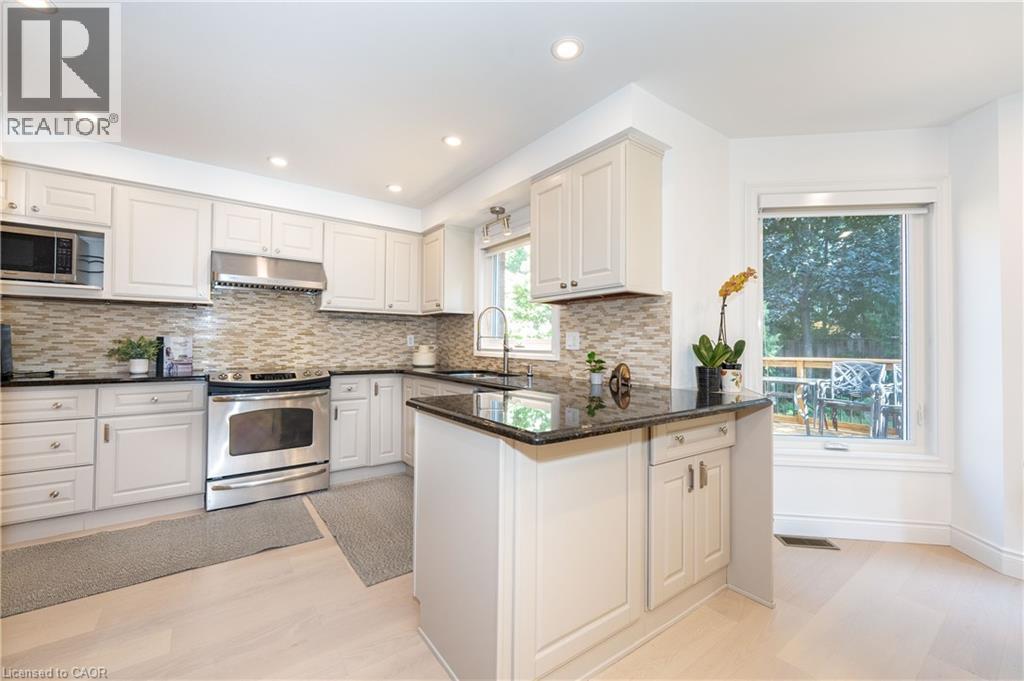 Photo 12 of 327 Northwood Drive, Oakville ON