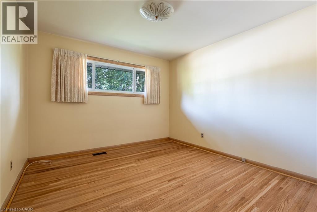 Photo 22 of 654 Hiawatha Boulevard, Ancaster ON