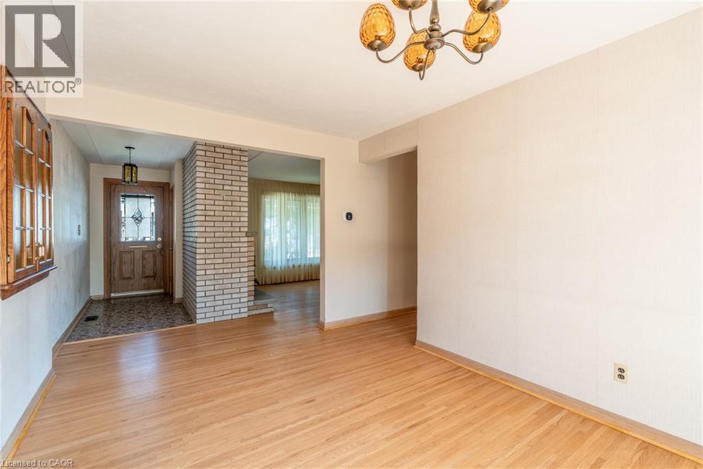 Photo 25 of 654 Hiawatha Boulevard, Ancaster ON