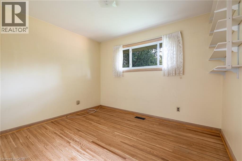 Photo 24 of 654 Hiawatha Boulevard, Ancaster ON