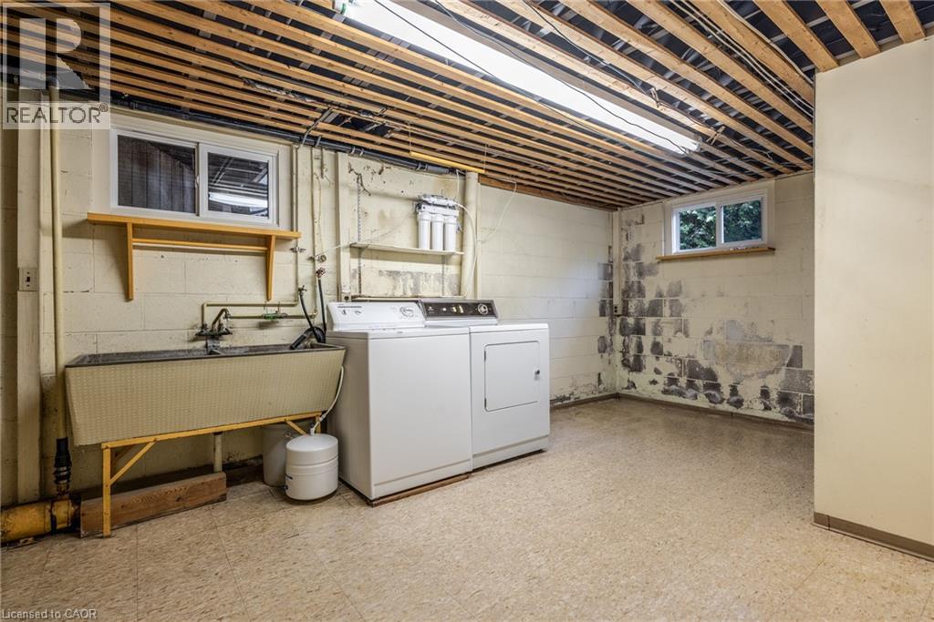 Photo 31 of 654 Hiawatha Boulevard, Ancaster ON