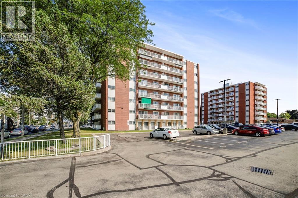Photo 22 of 8 Woodman Drive S Unit 808, Hamilton ON