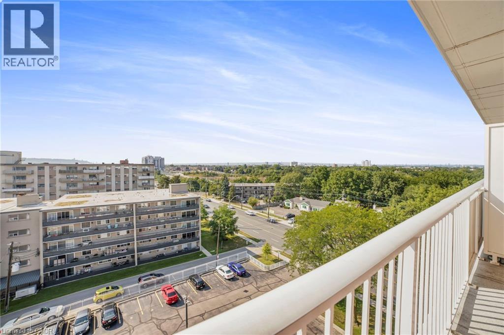 Photo 10 of 8 Woodman Drive S Unit 808, Hamilton ON