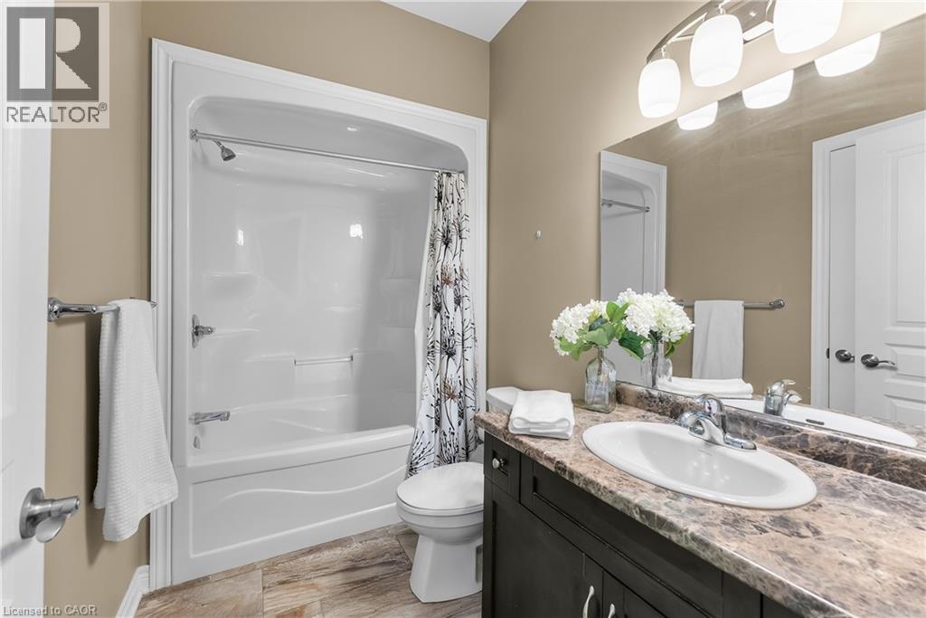 Photo 19 of 5490 Prince Edward Avenue Unit 4, Niagara Falls ON