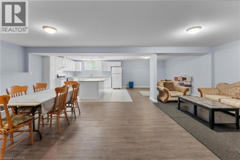 Photo 23 of 5490 Prince Edward Avenue Unit 4, Niagara Falls ON