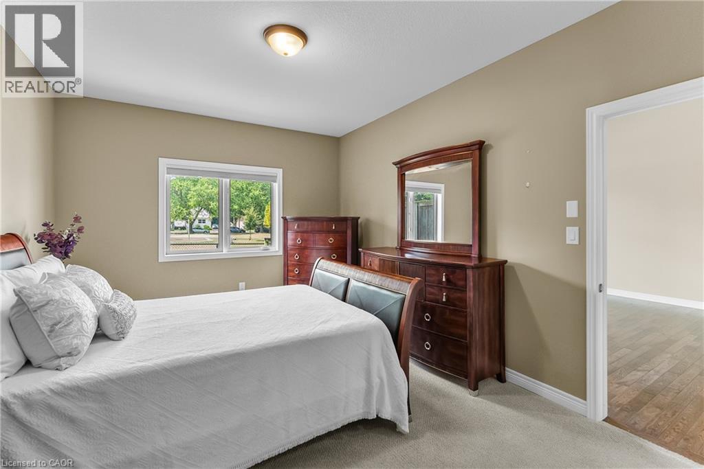 Photo 18 of 5490 Prince Edward Avenue Unit 4, Niagara Falls ON