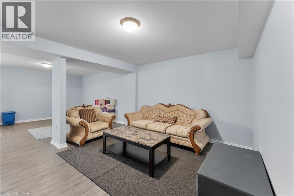 Photo 28 of 5490 Prince Edward Avenue Unit 4, Niagara Falls ON