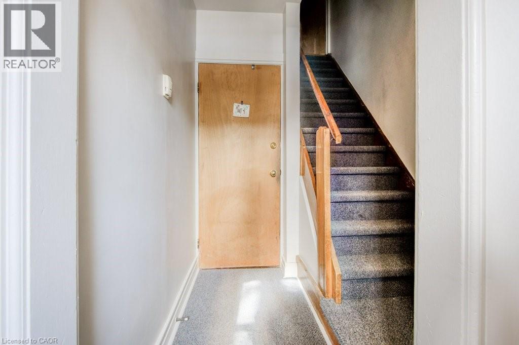 Photo 16 of 98 Waterloo Street, Waterloo ON
