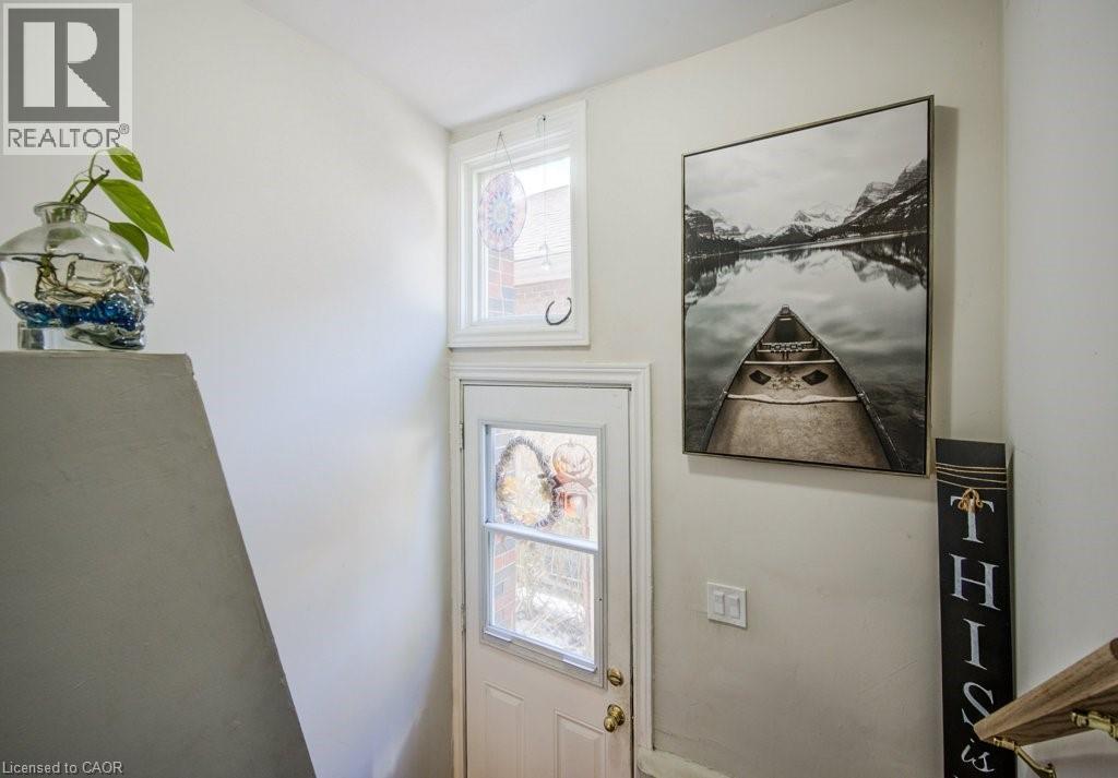 Photo 46 of 98 Waterloo Street, Waterloo ON