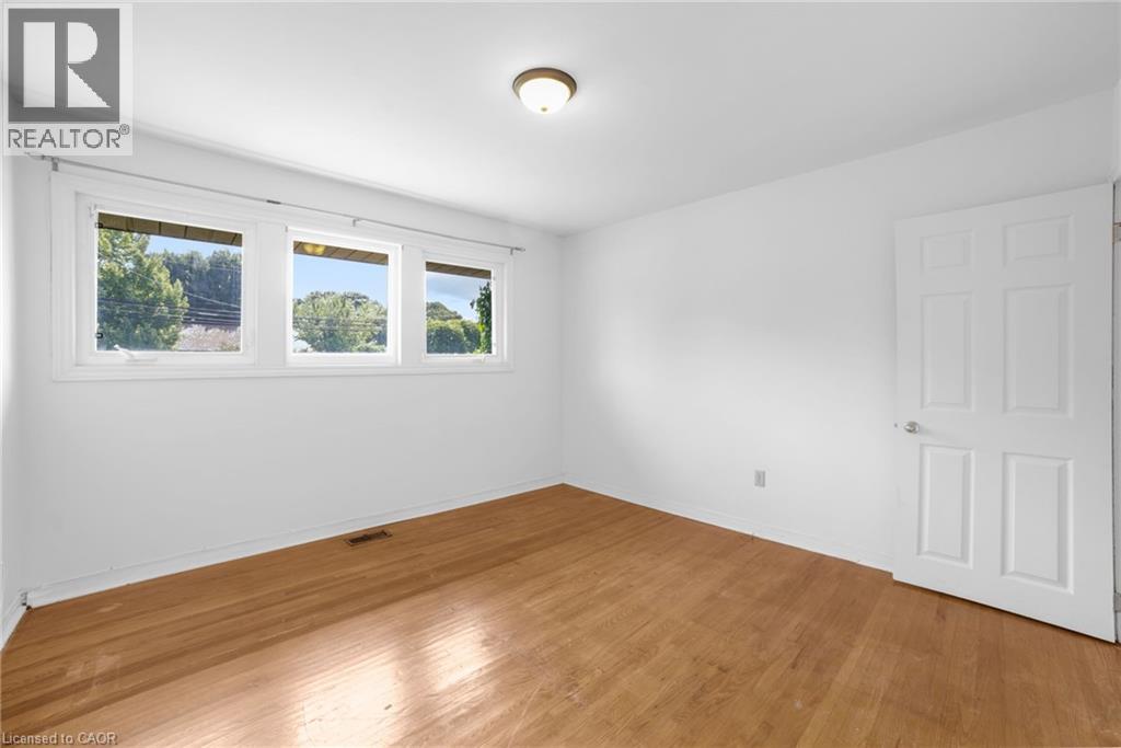 Photo 5 of 272 Upper Paradise Road Unit A, Hamilton ON