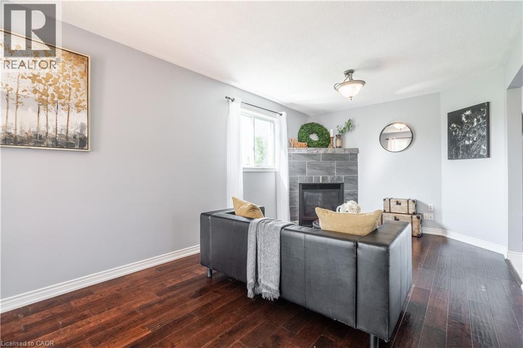 Photo 4 of 710 Hall Road, Hamilton ON