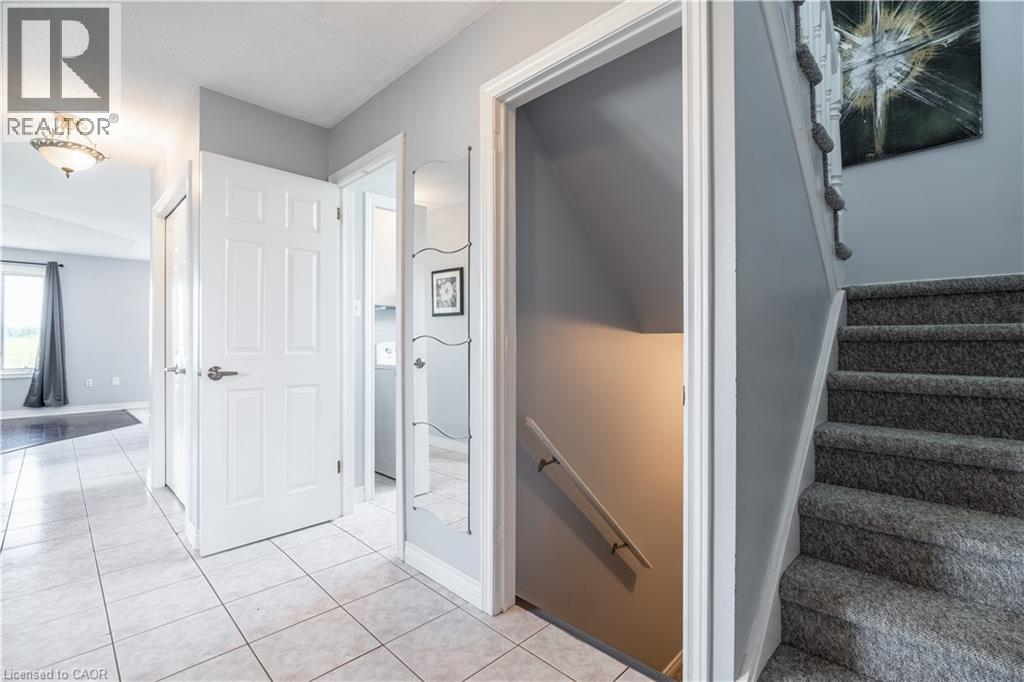 Photo 3 of 710 Hall Road, Hamilton ON