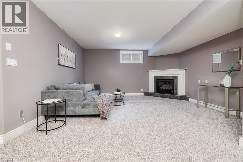 Photo 29 of 679 Salzburg Drive, Waterloo ON