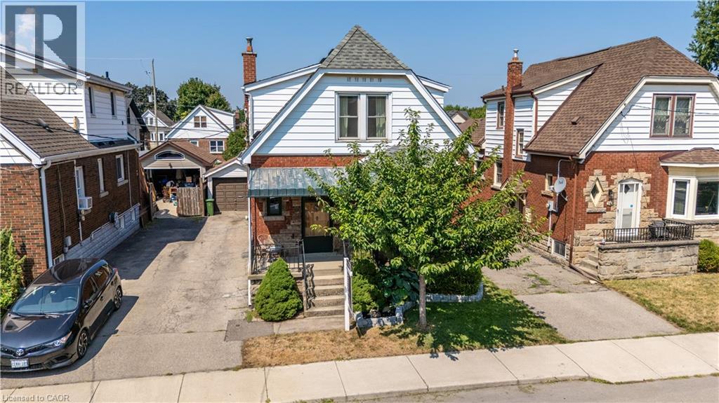 Photo 30 of 26 Weir Street S, Hamilton ON