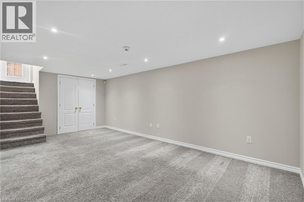 Photo 18 of 62 Gail Street, Cambridge ON