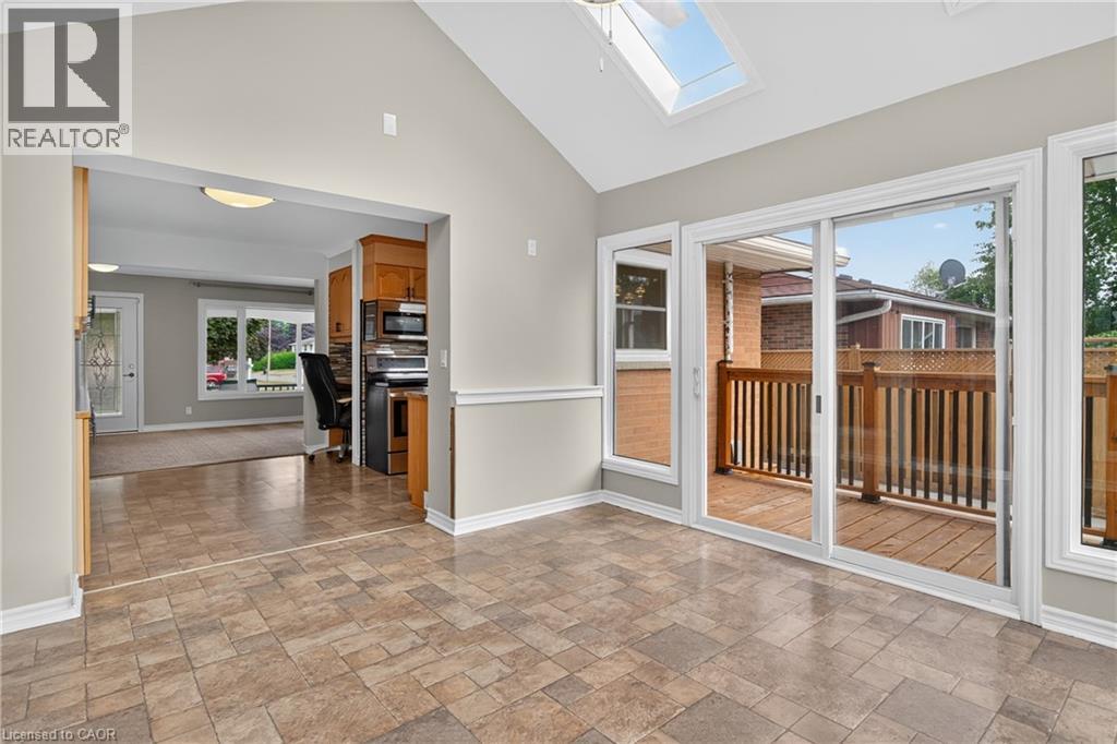 Photo 12 of 62 Gail Street, Cambridge ON