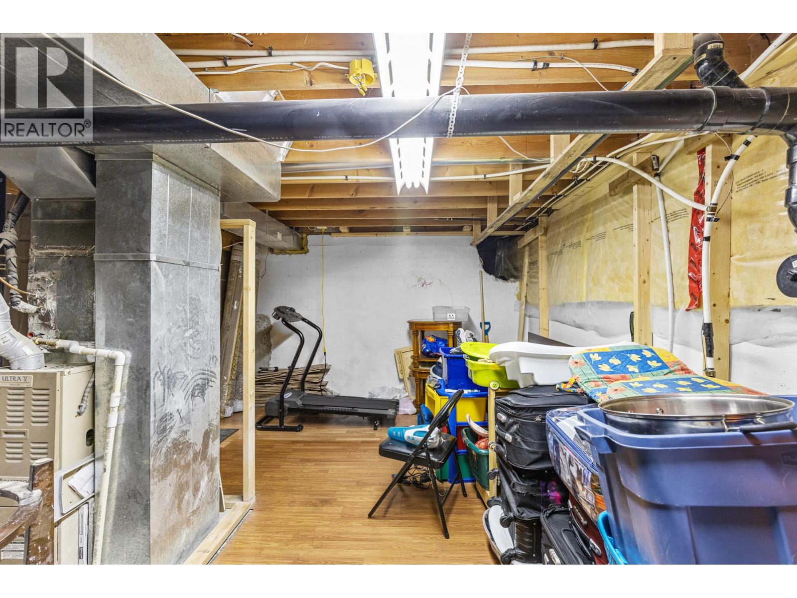 Photo 11 of 315 Gerstmar Road, Kelowna BC
