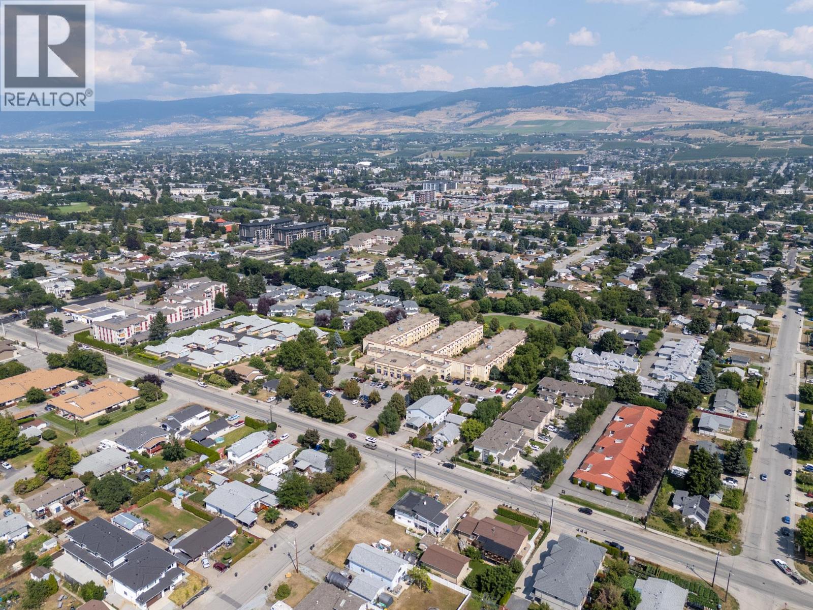 Photo 45 of 315 Gerstmar Road, Kelowna BC