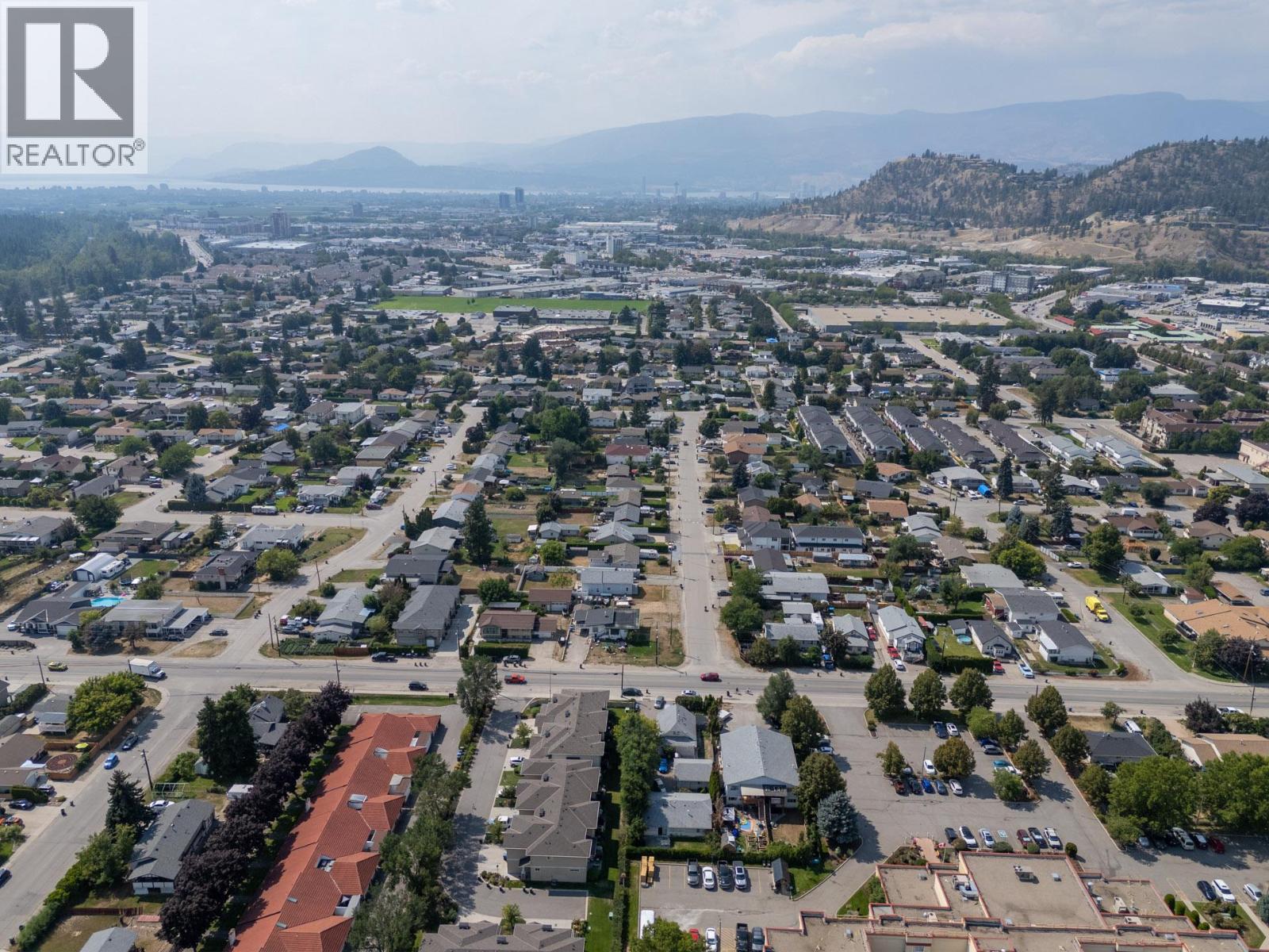 Photo 32 of 315 Gerstmar Road, Kelowna BC