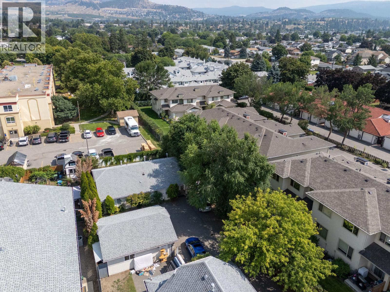 Photo 34 of 315 Gerstmar Road, Kelowna BC