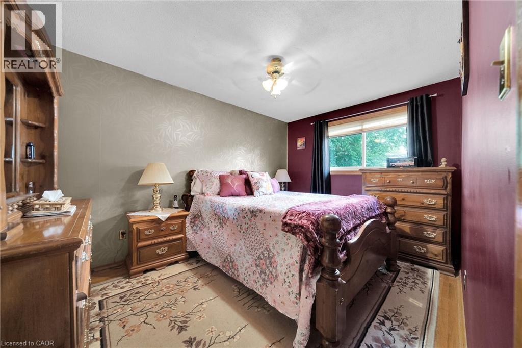 Photo 41 of 12 Glen Valley Drive, Hamilton ON