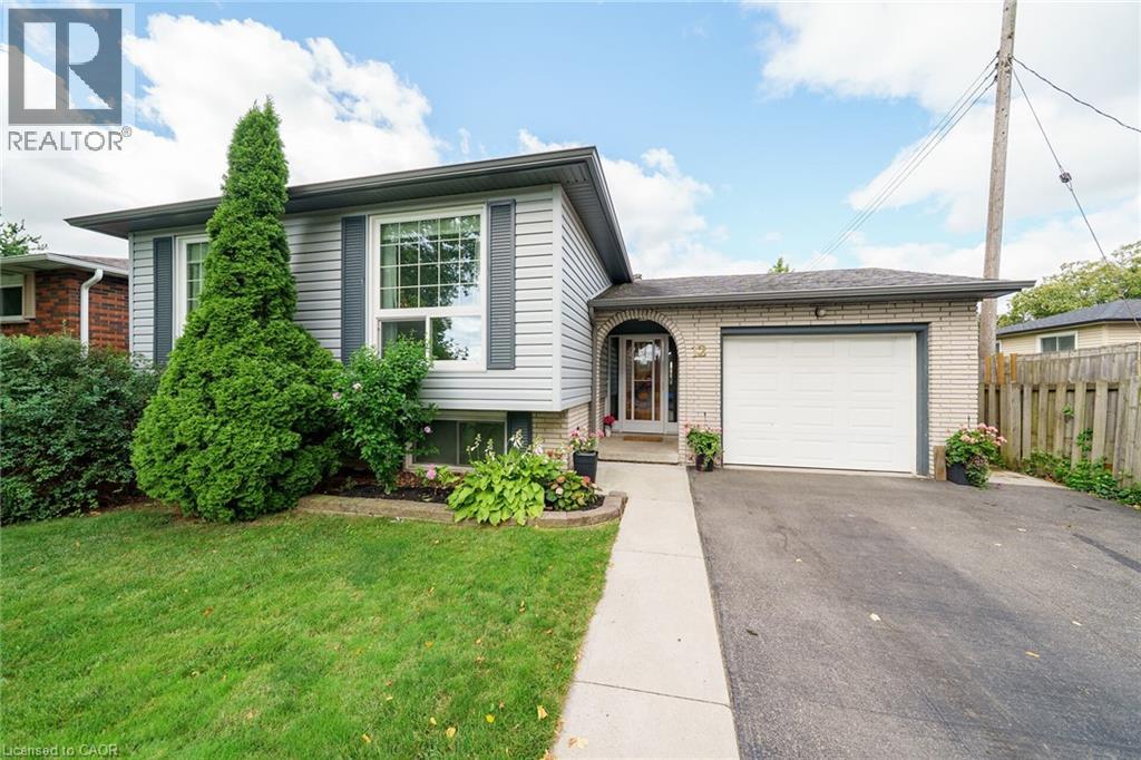 Photo 19 of 12 Glen Valley Drive, Hamilton ON