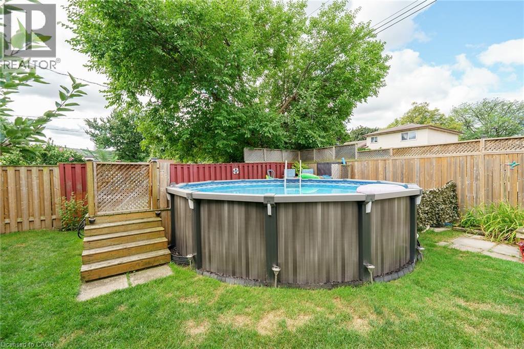 Photo 9 of 12 Glen Valley Drive, Hamilton ON