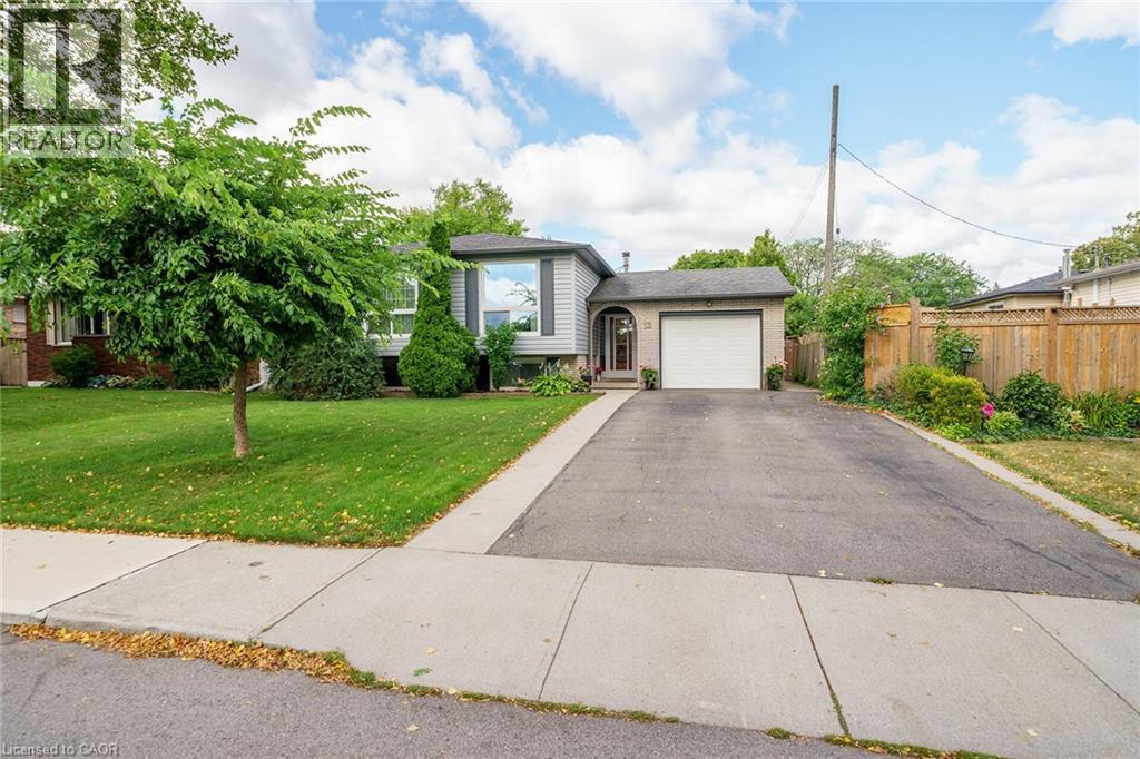Photo 39 of 12 Glen Valley Drive, Hamilton ON