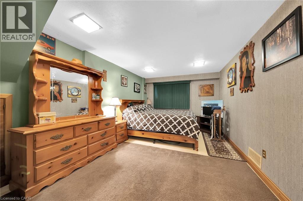 Photo 13 of 12 Glen Valley Drive, Hamilton ON