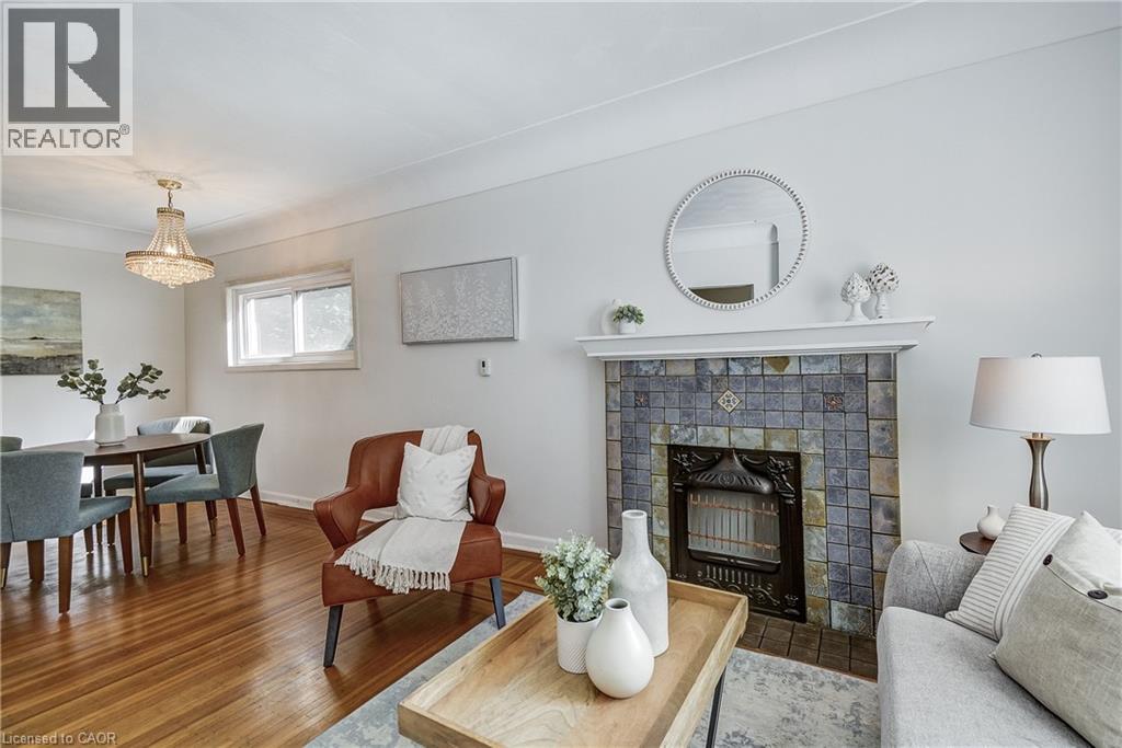 Photo 2 of 79 Mountain Avenue, Hamilton ON