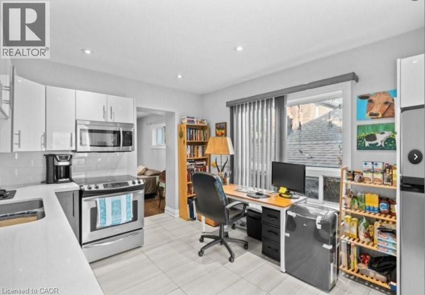Photo 7 of 801 Main Street E Unit 1, Hamilton ON