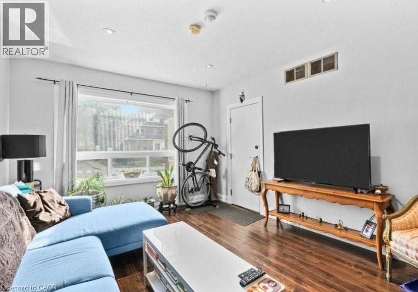 Photo 9 of 801 Main Street E Unit 1, Hamilton ON