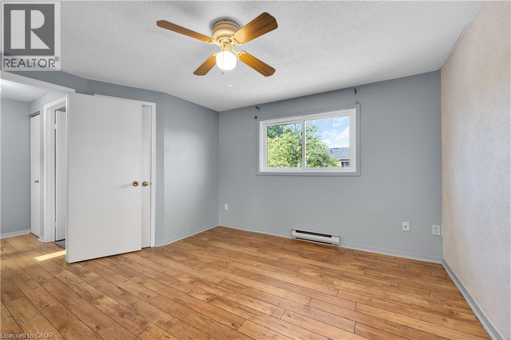 Photo 15 of 51 Caroga Court Unit 27, Hamilton ON