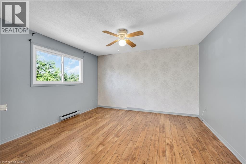 Photo 14 of 51 Caroga Court Unit 27, Hamilton ON