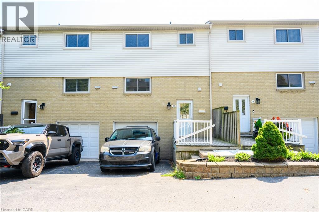 Photo 34 of 51 Caroga Court Unit 27, Hamilton ON