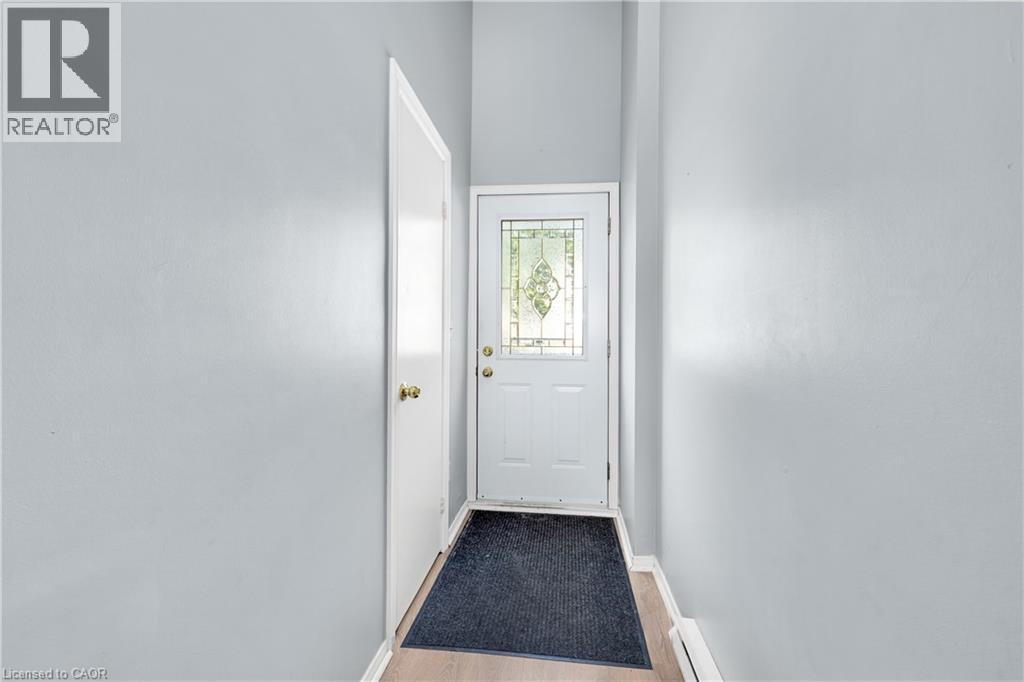 Photo 26 of 51 Caroga Court Unit 27, Hamilton ON