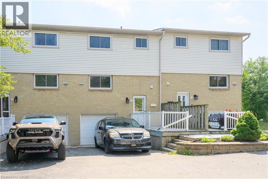 Photo 2 of 51 Caroga Court Unit 27, Hamilton ON