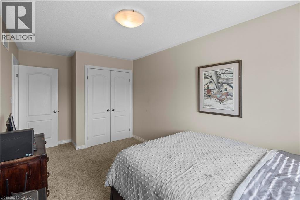 Photo 28 of 27 Marina Point Crescent, Hamilton ON