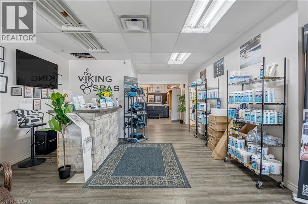 Photo 6 of 4200 Fairview Street Unit B 2, Burlington ON