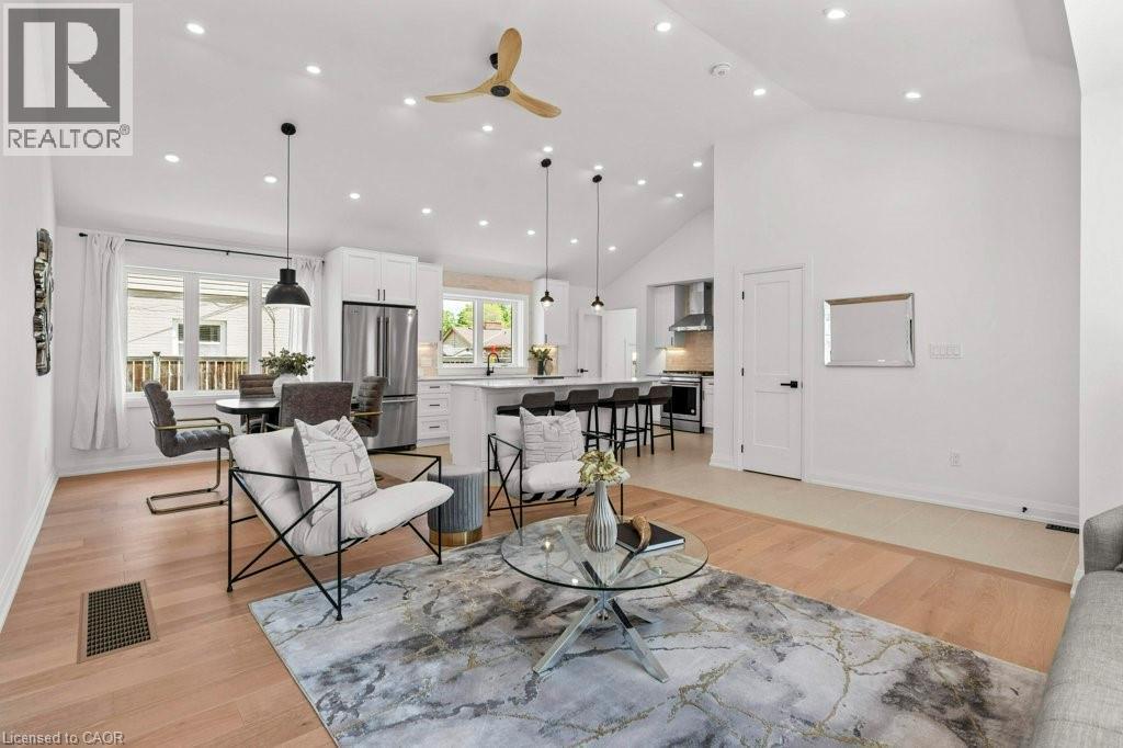Photo 9 of 877 Condor Drive, Burlington ON