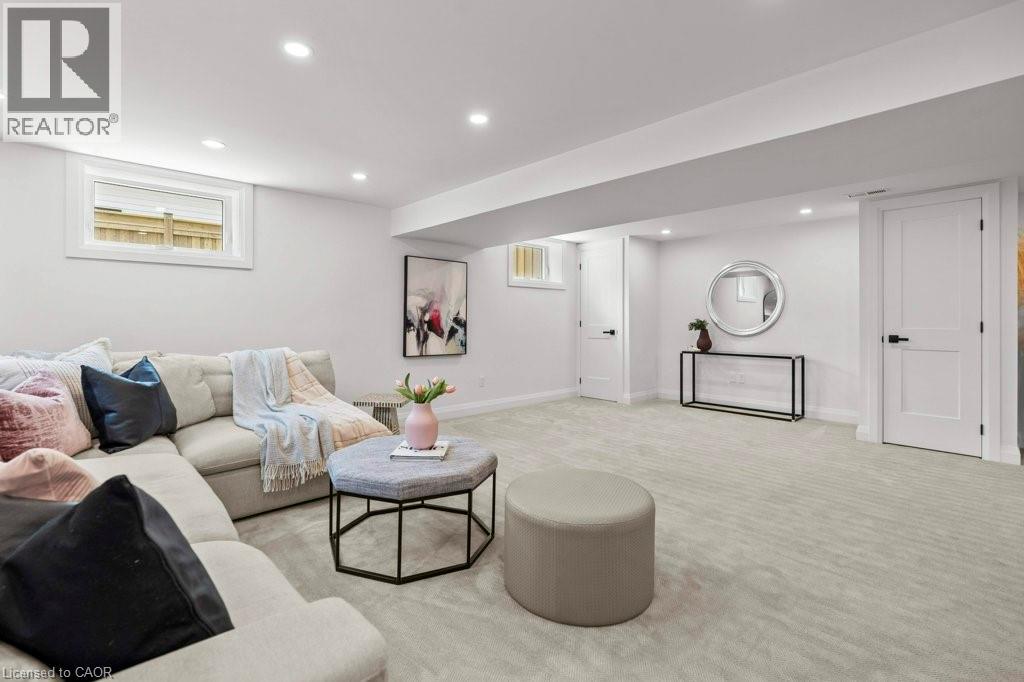 Photo 30 of 877 Condor Drive, Burlington ON