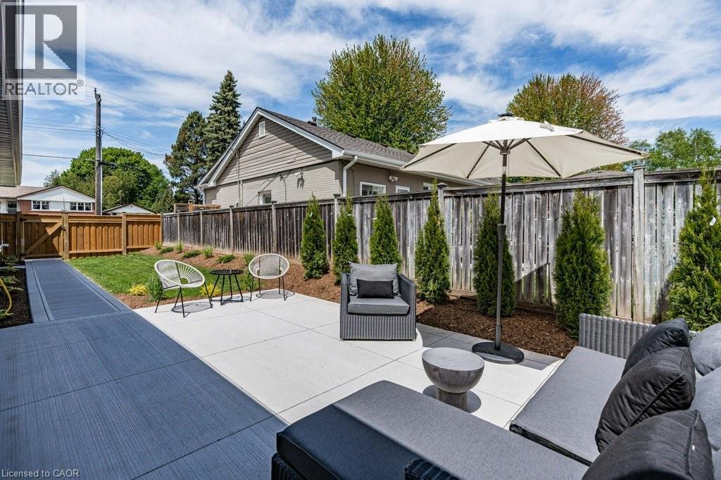 Photo 44 of 877 Condor Drive, Burlington ON