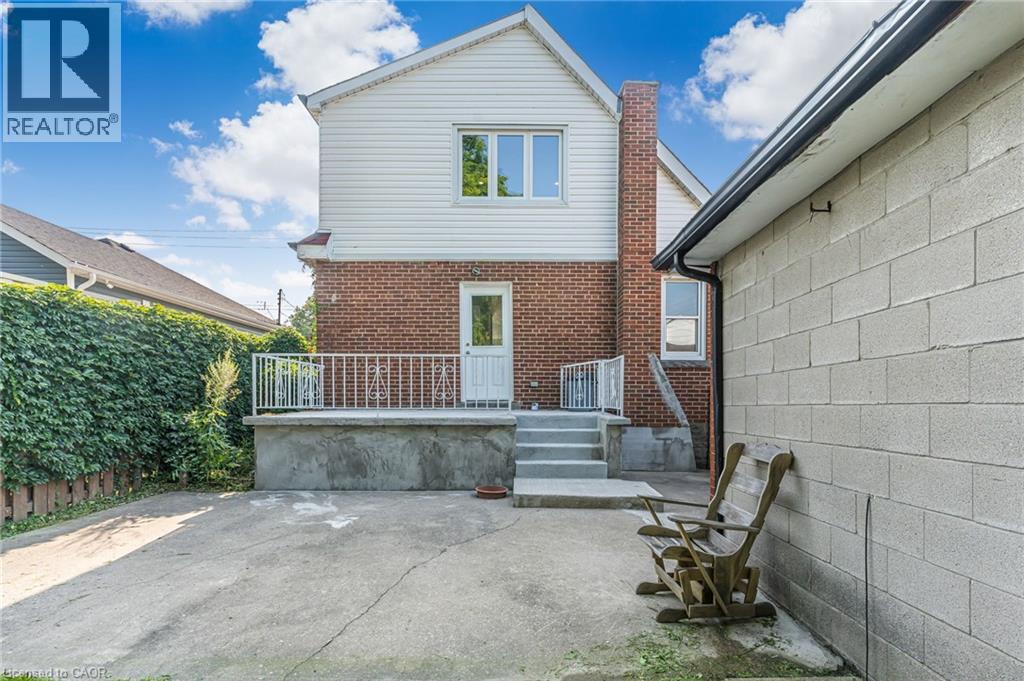 Photo 32 of 146 Craigroyston Road, Hamilton ON
