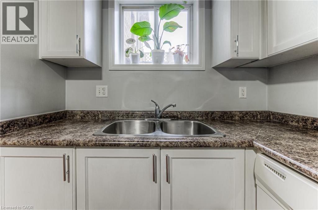 Photo 10 of 1941 Ottawa Street S Unit 15 A, Kitchener ON