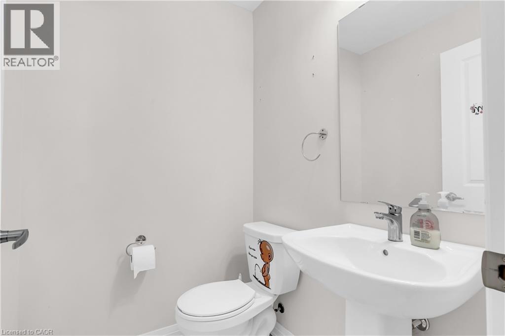 Photo 10 of 585 Colborne Street E Unit 106, Brantford ON