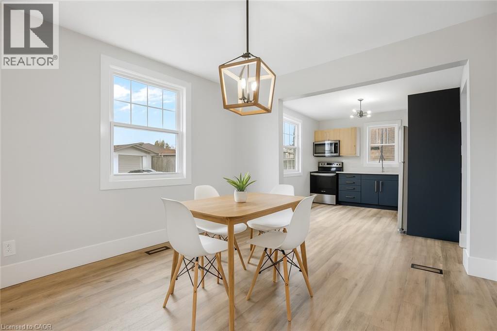 Photo 4 of 329 Rosedale Avenue Unit 1, Hamilton ON